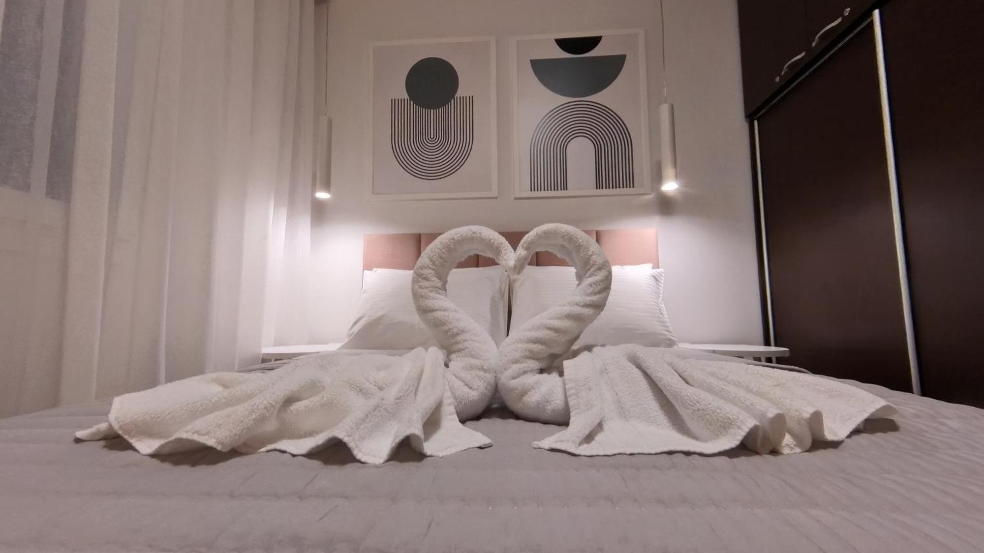 Mouson Luxury Suite With Free Private Parking Kavala Exterior photo