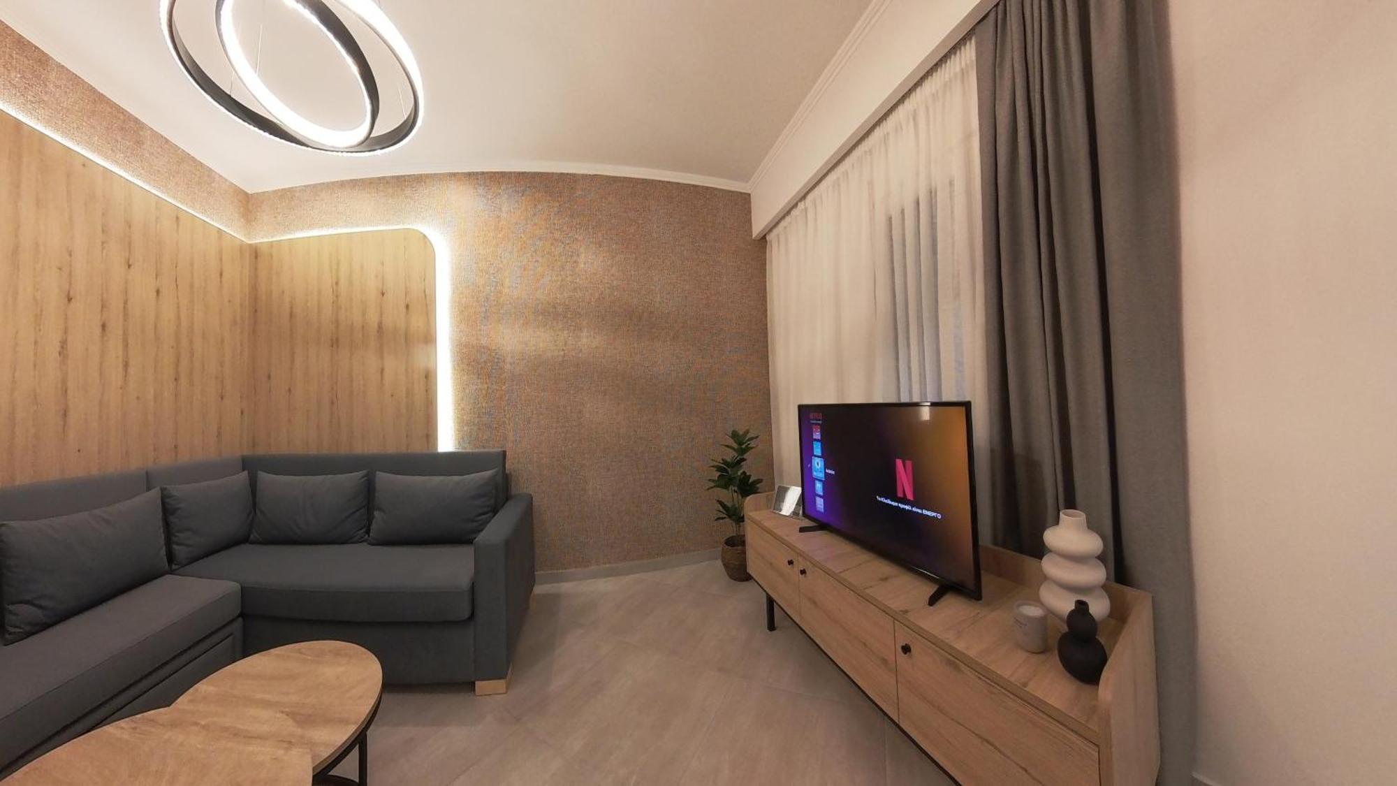 Mouson Luxury Suite With Free Private Parking Kavala Exterior photo