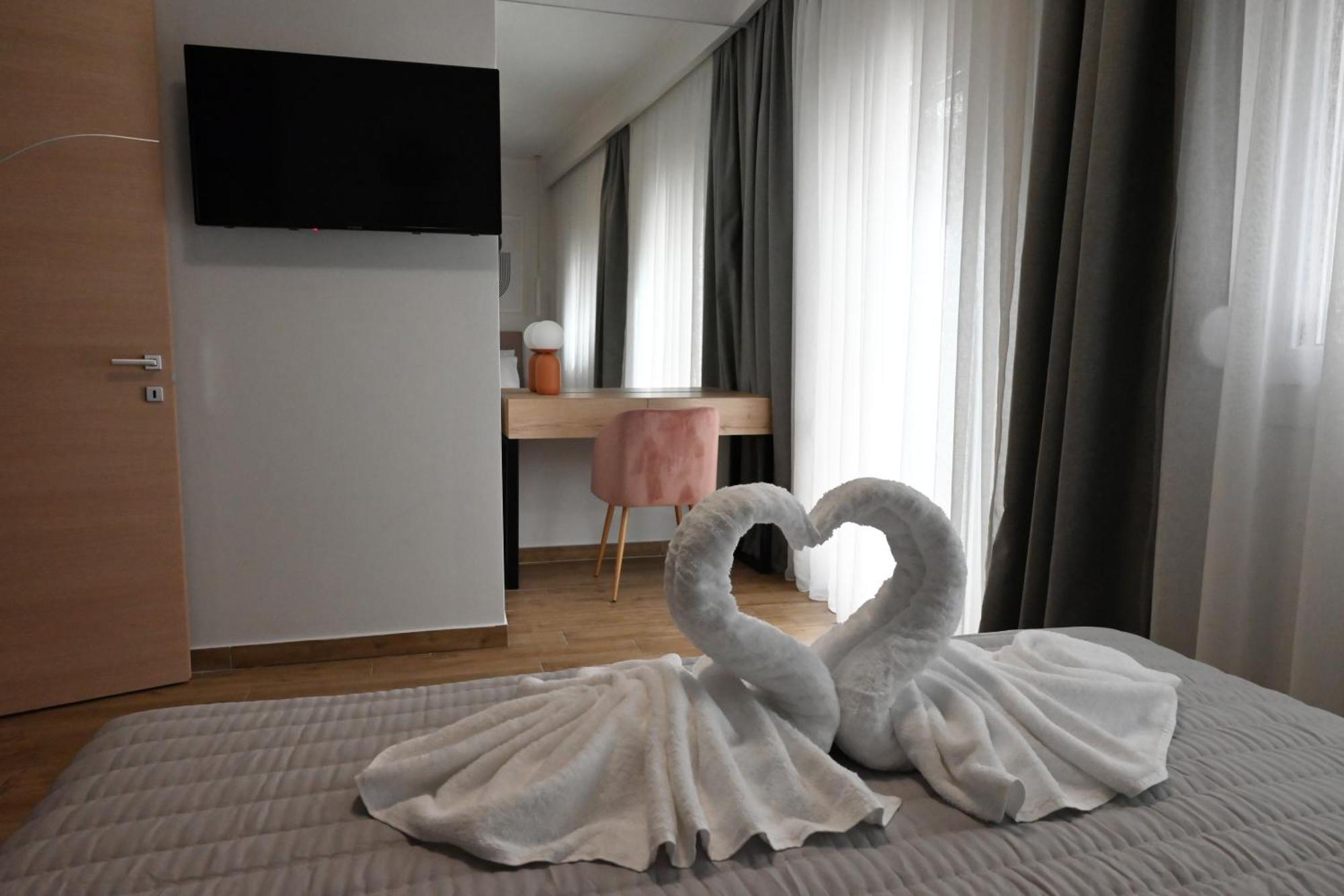 Mouson Luxury Suite With Free Private Parking Kavala Exterior photo