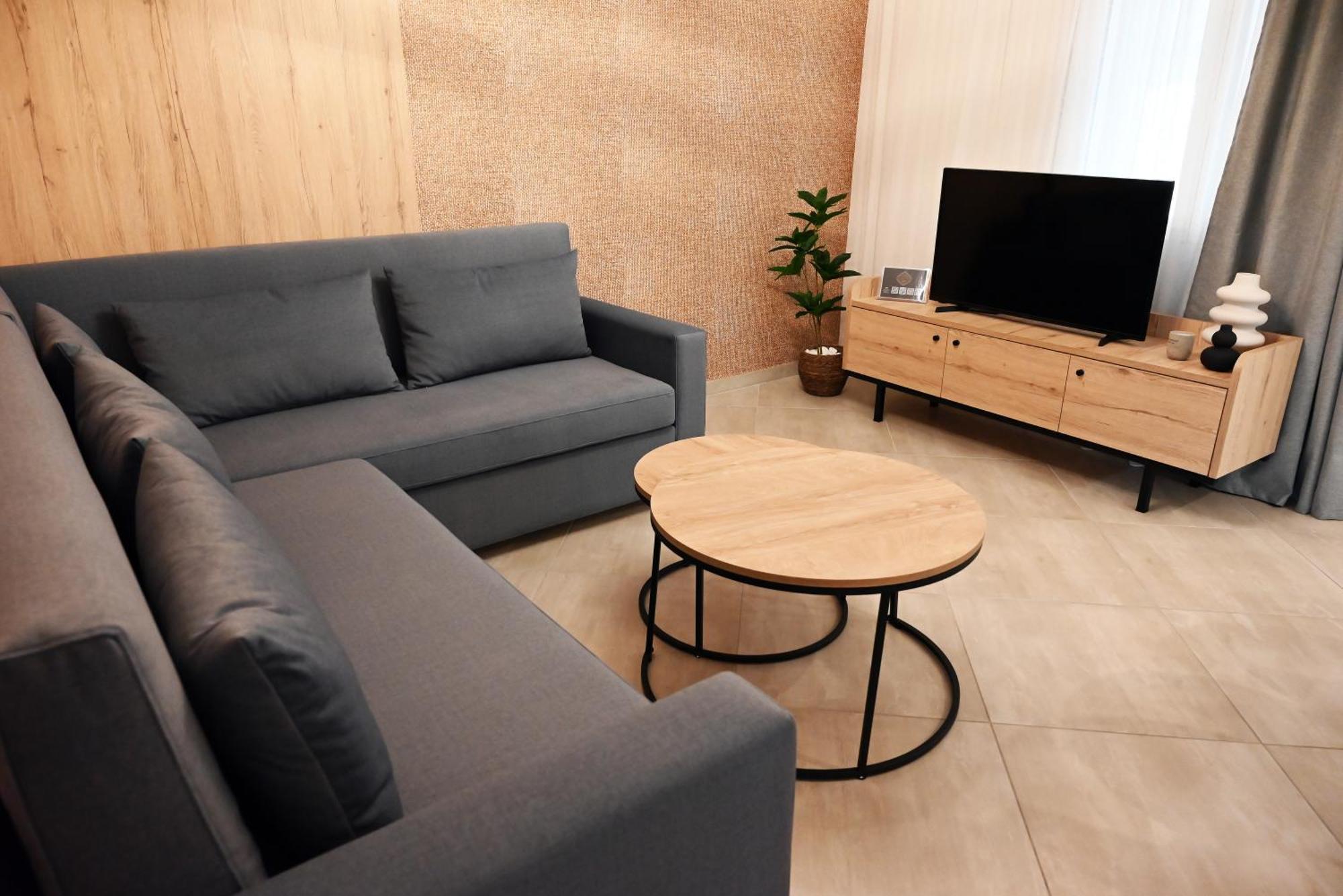 Mouson Luxury Suite With Free Private Parking Kavala Exterior photo